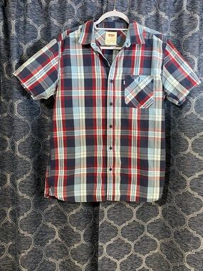 Levi's Red, Blue & Light Blue Plaid Short-Sleeve Button-Down Shirt